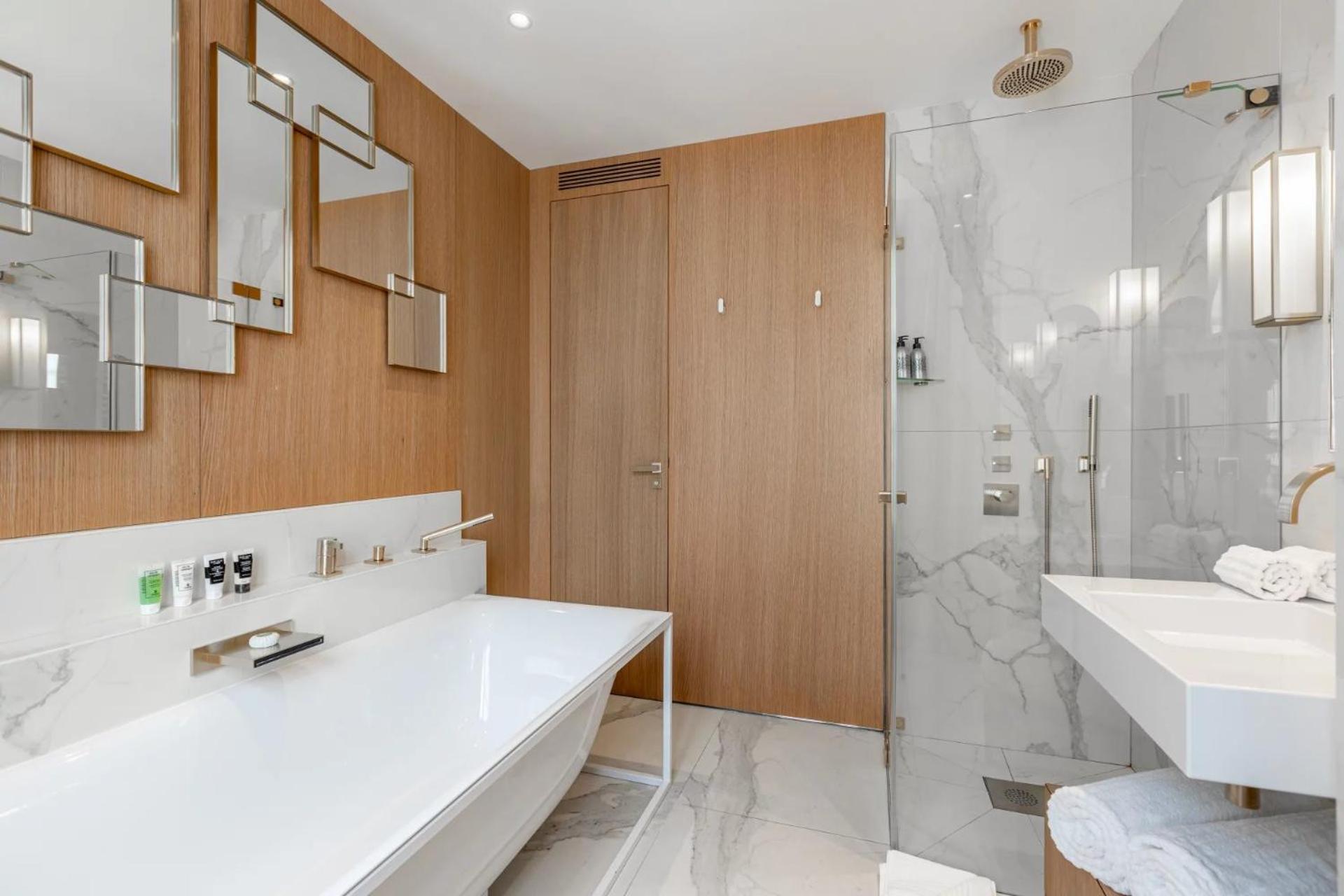 فيلا باريسفي Maison Labruyere - Serviced Mansion Saint Germain المظهر الخارجي الصورة
